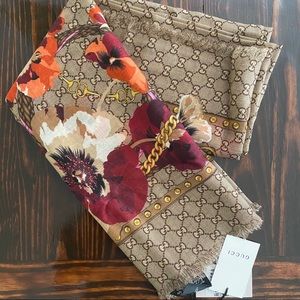✨Authentic Gucci Scarf✨